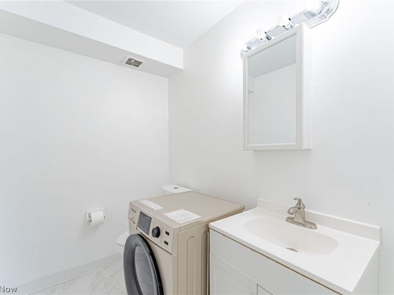 22051 River Oaks Drive , Unit B11, Rocky River, OH 44116 Photo 17