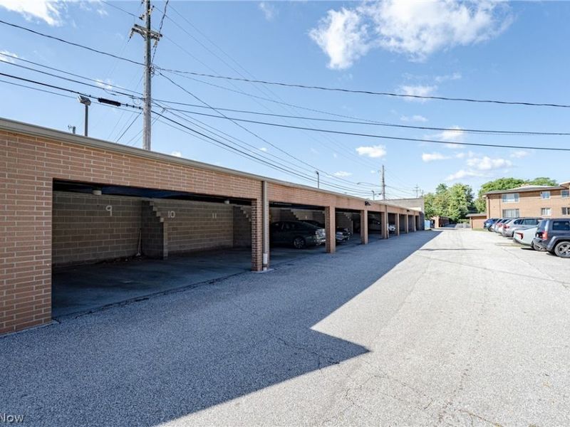 22051 River Oaks Drive , Unit B11, Rocky River, OH 44116 Photo 18