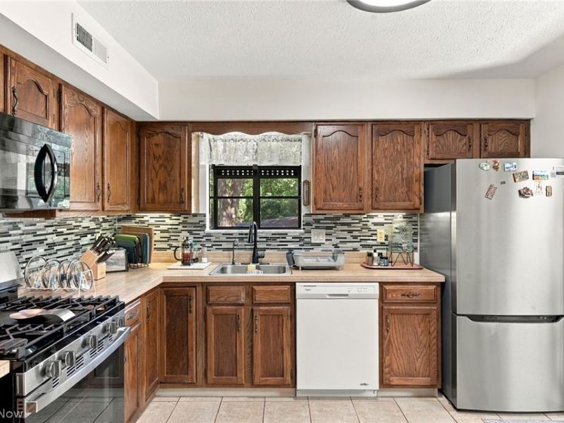 308 Katey Rose Lane , Unit 308, Euclid, OH 44143 Photo 6
