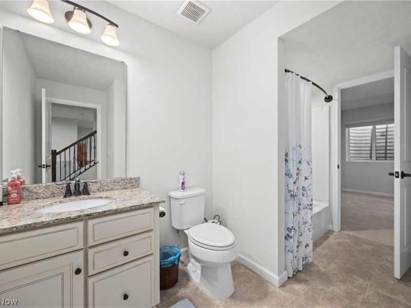 36622 Stockport Mill Drive , North Ridgeville, OH 44039 Photo 49