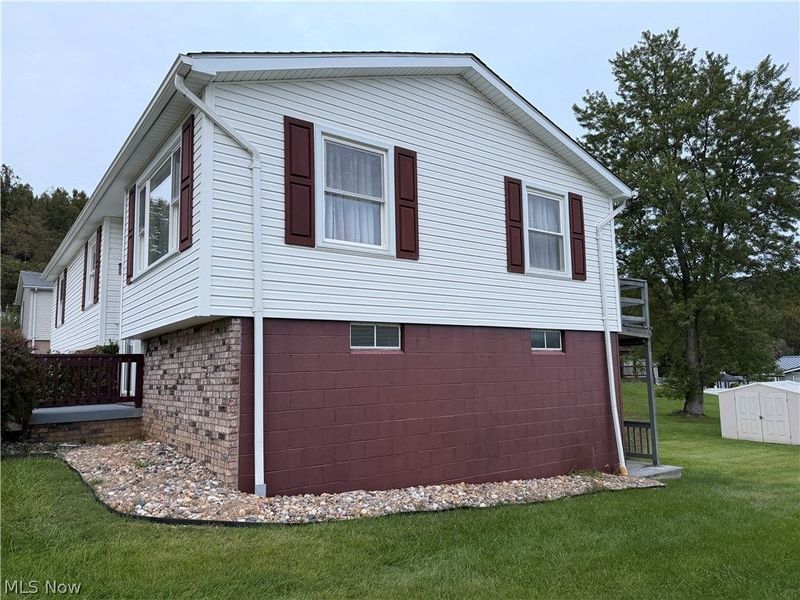 64791 Patterson Hill Road, Bellaire, OH 43906 Photo 3