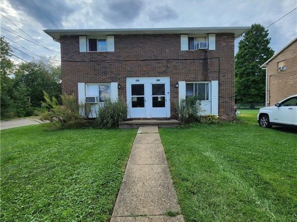 3003 Coventry Boulevard NE, Canton, OH 44705