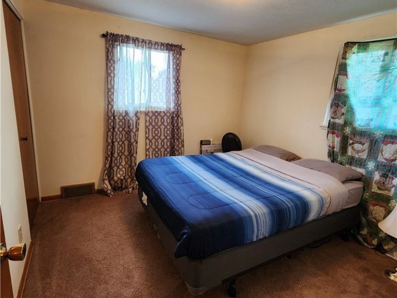 3015 Coventry Boulevard NE, Canton, OH 44705 Photo 7
