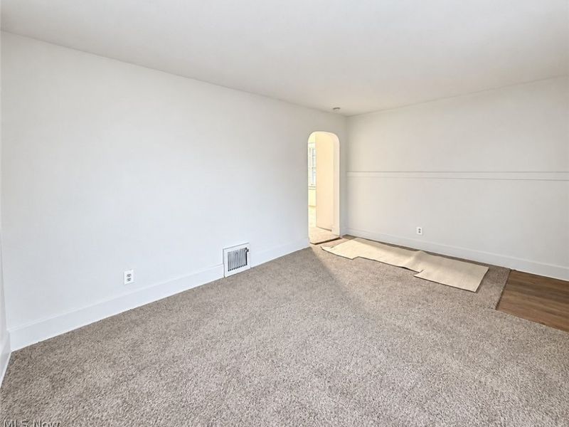 1038 Clay Street, Akron, OH 44301 Photo 9