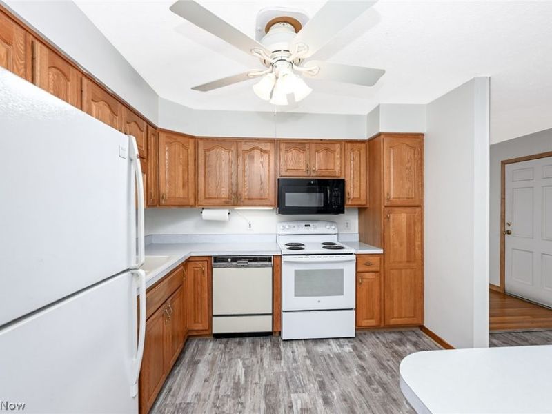141 26th Street NW, Barberton, OH 44203 Photo 11