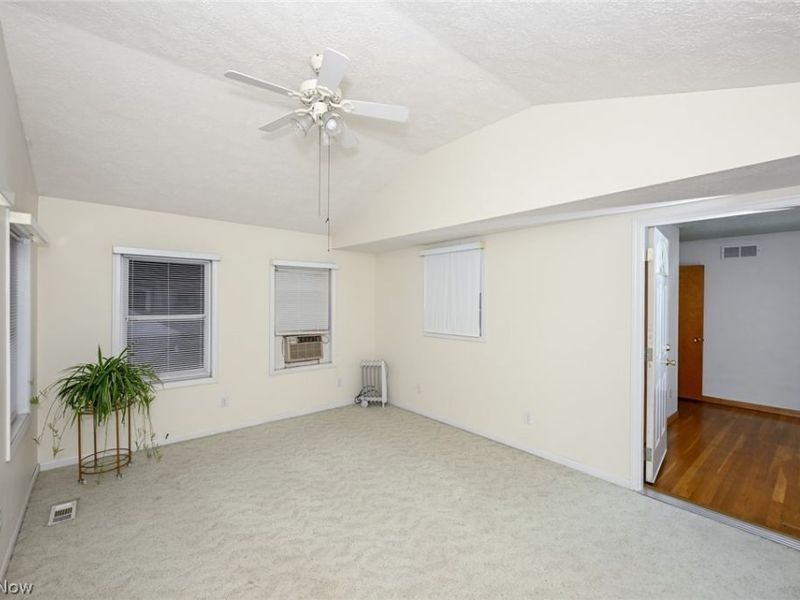 141 26th Street NW, Barberton, OH 44203 Photo 29