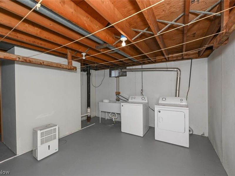141 26th Street NW, Barberton, OH 44203 Photo 35