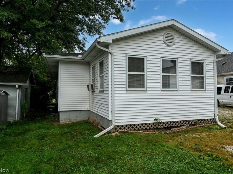 141 26th Street NW, Barberton, OH 44203 Photo 38