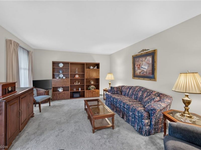 467 Green Meadow Drive, Tallmadge, OH 44278 Photo 11