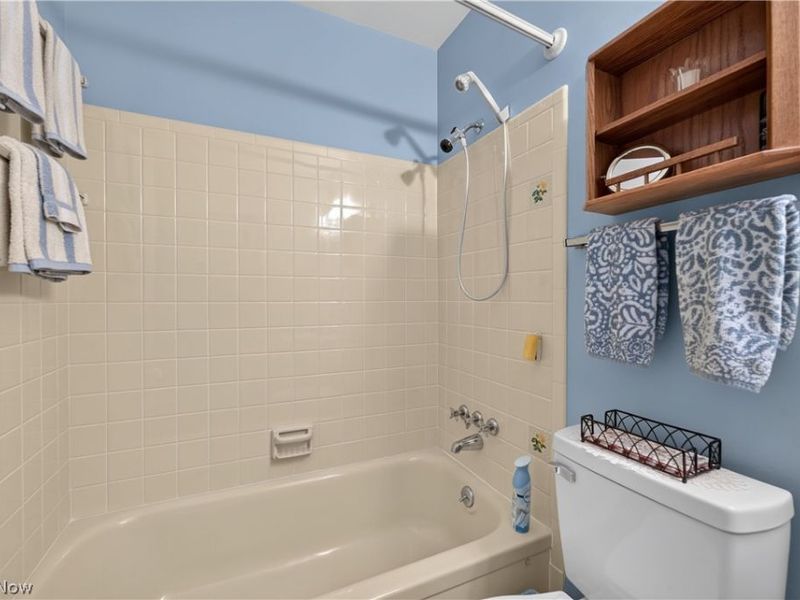 467 Green Meadow Drive, Tallmadge, OH 44278 Photo 24