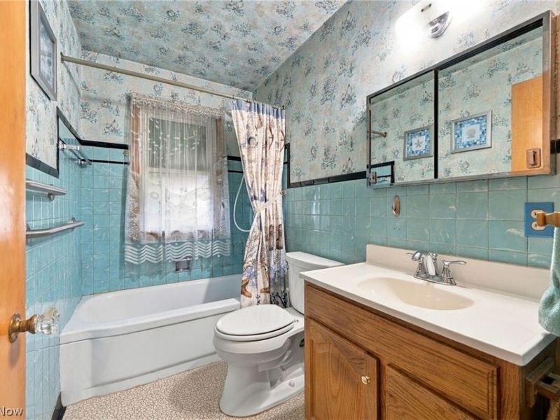 15402 Louis Avenue , Cleveland, OH 44135 Photo 18