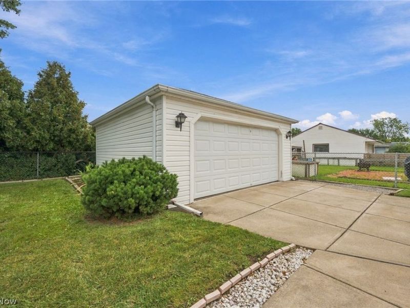 15402 Louis Avenue , Cleveland, OH 44135 Photo 31