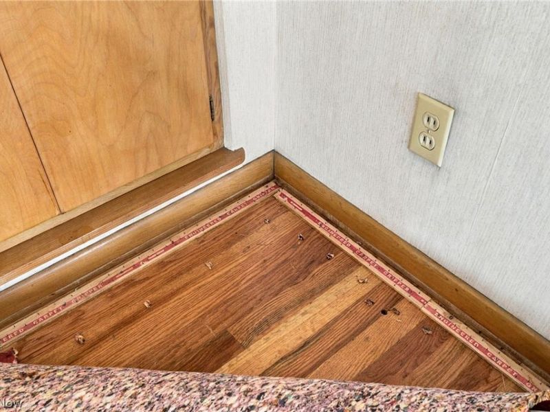 15402 Louis Avenue , Cleveland, OH 44135 Photo 6