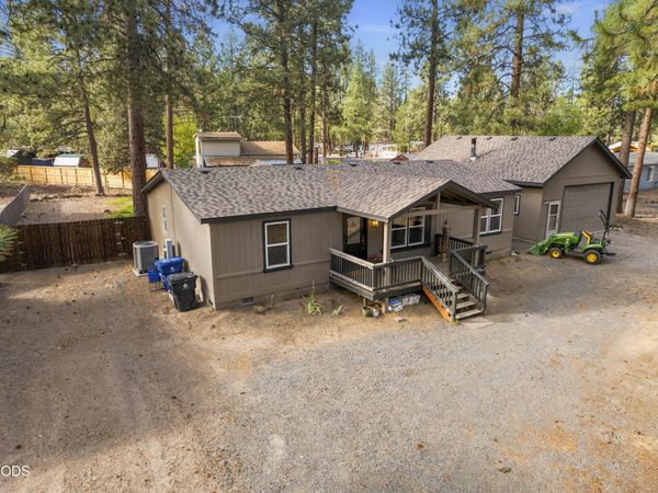 61025 Targee Drive, Bend, OR 97702