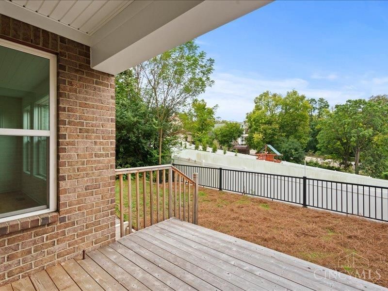 1623 Dexter, Cincinnati, OH 45206 Photo 42