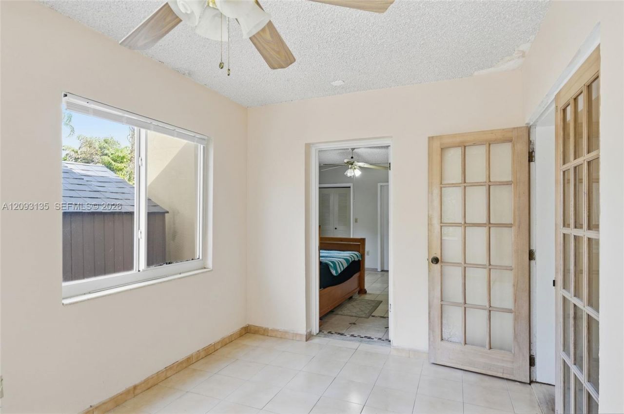 135 SW 27th Rd , Miami, FL 33129 Photo