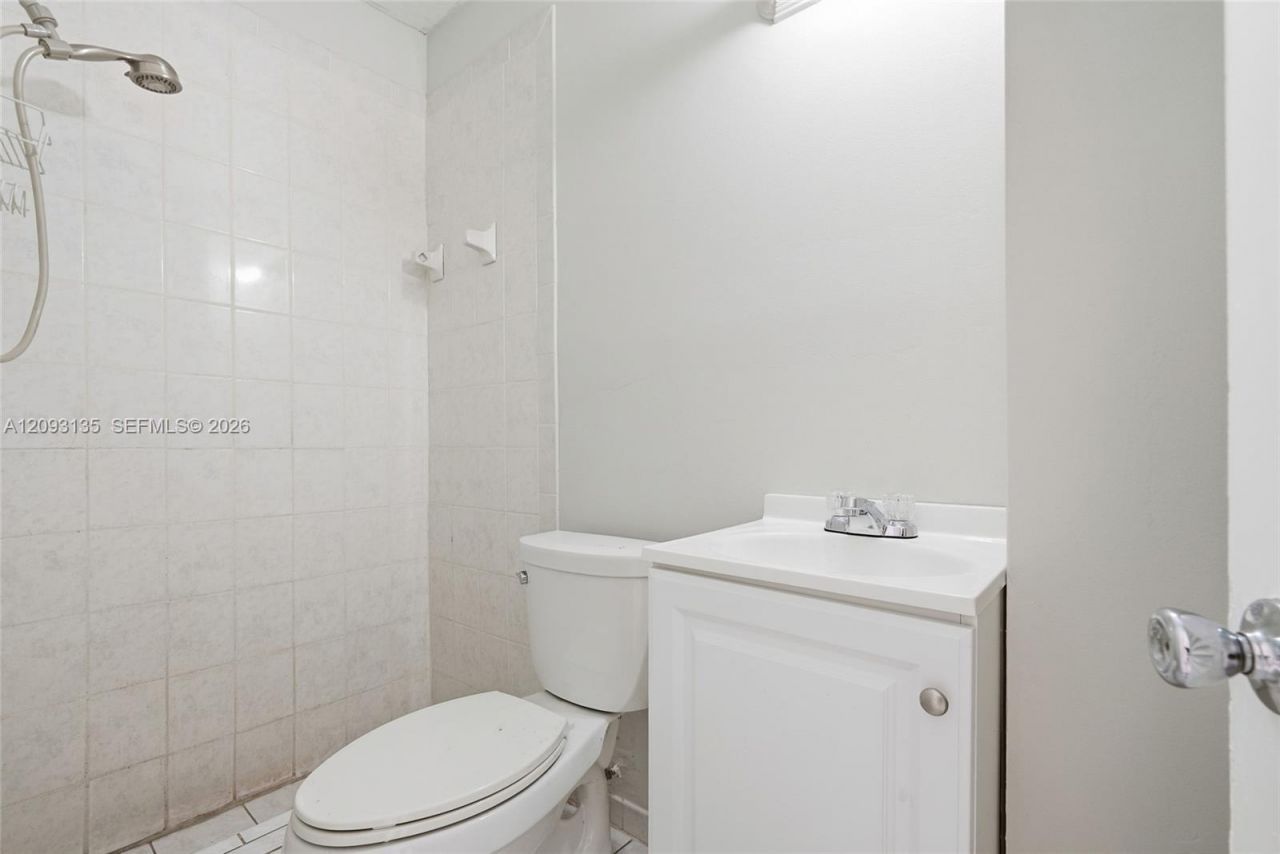 135 SW 27th Rd , Miami, FL 33129 Photo