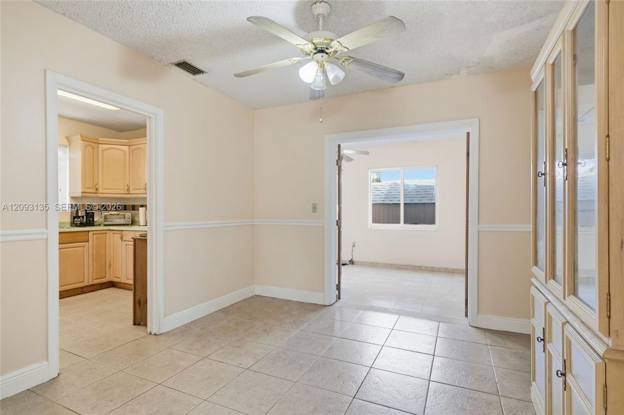 135 SW 27th Rd , Miami, FL 33129 Photo
