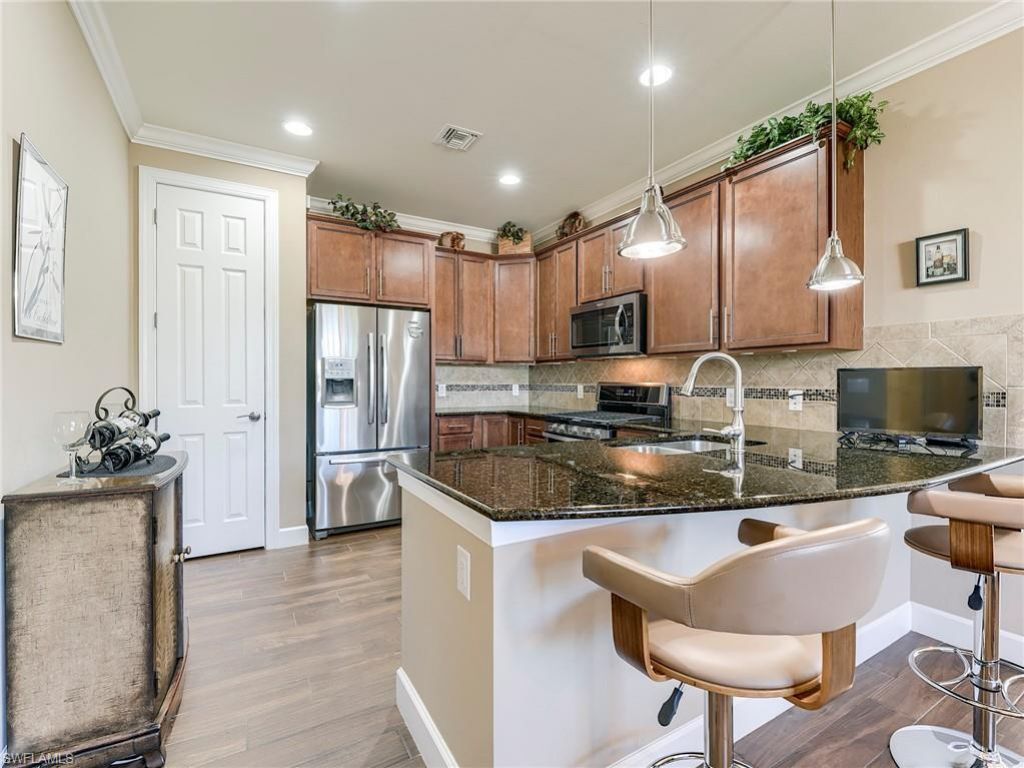 10641 Jackson Square Dr, Estero, FL 33928 Photo