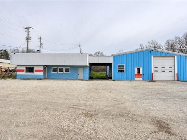 11445 East Pike, Cambridge, OH 43725
