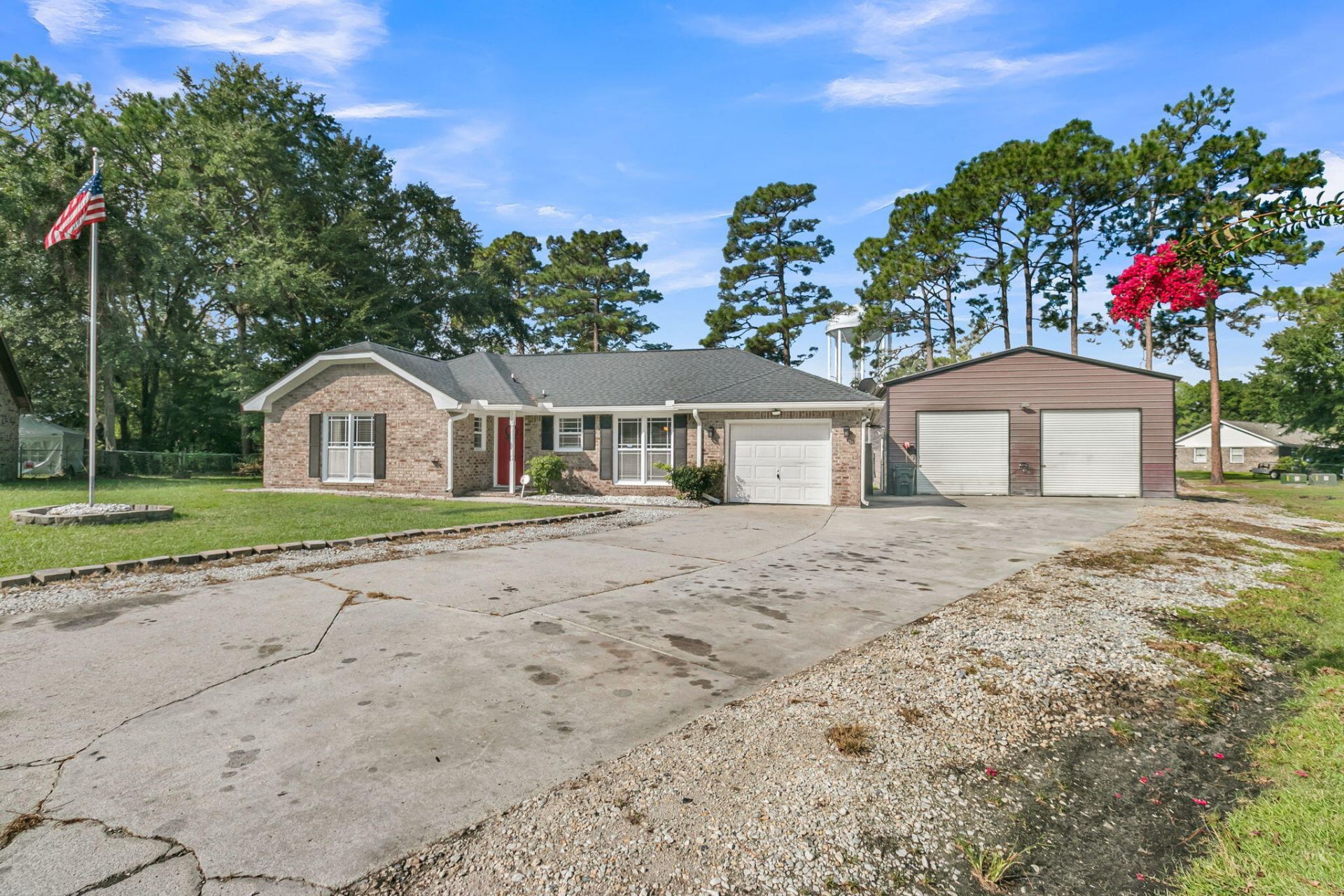 105 Bedford Court Photo 26