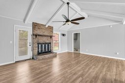 105 Bedford Court photo 4