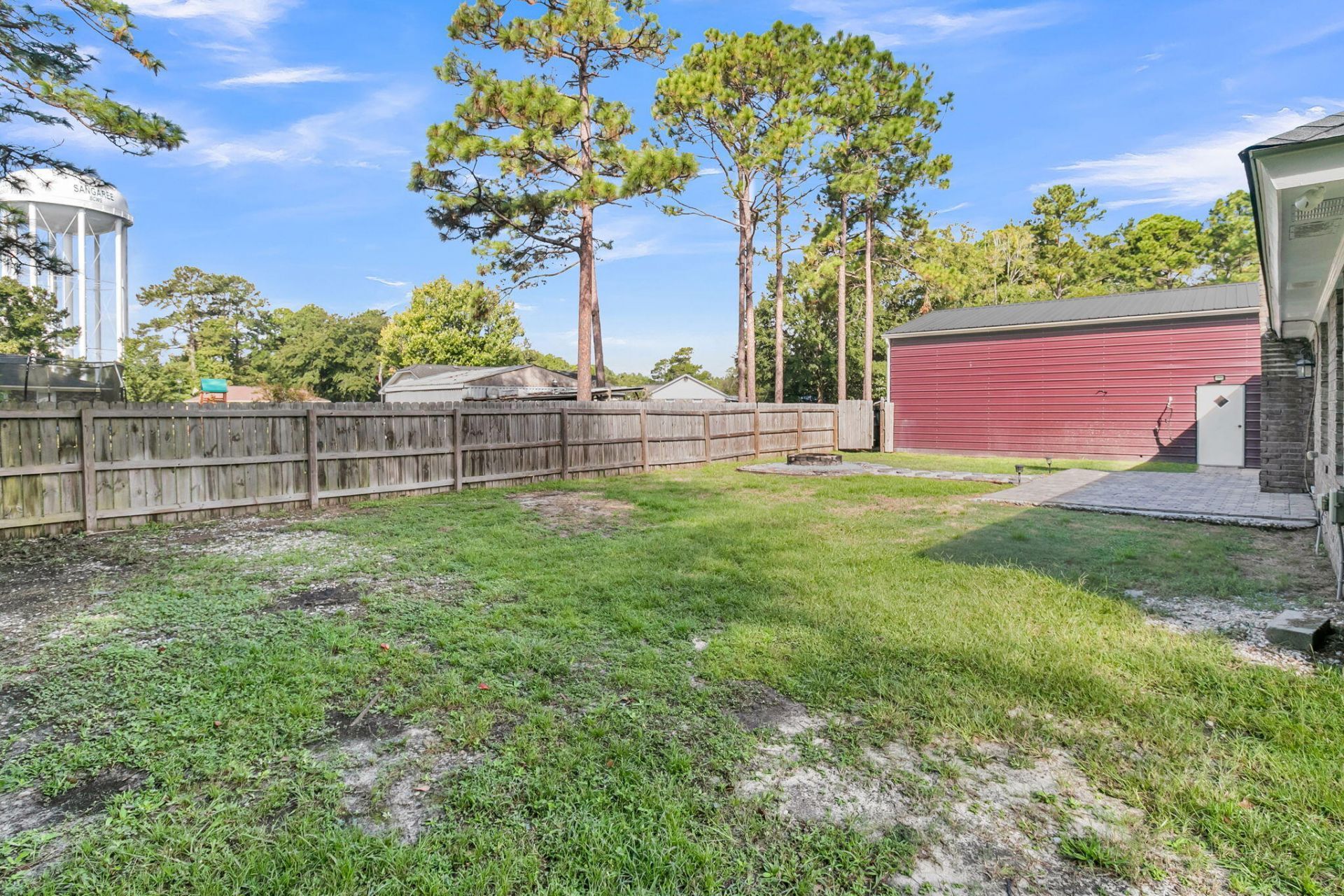 105 Bedford Court Photo 33