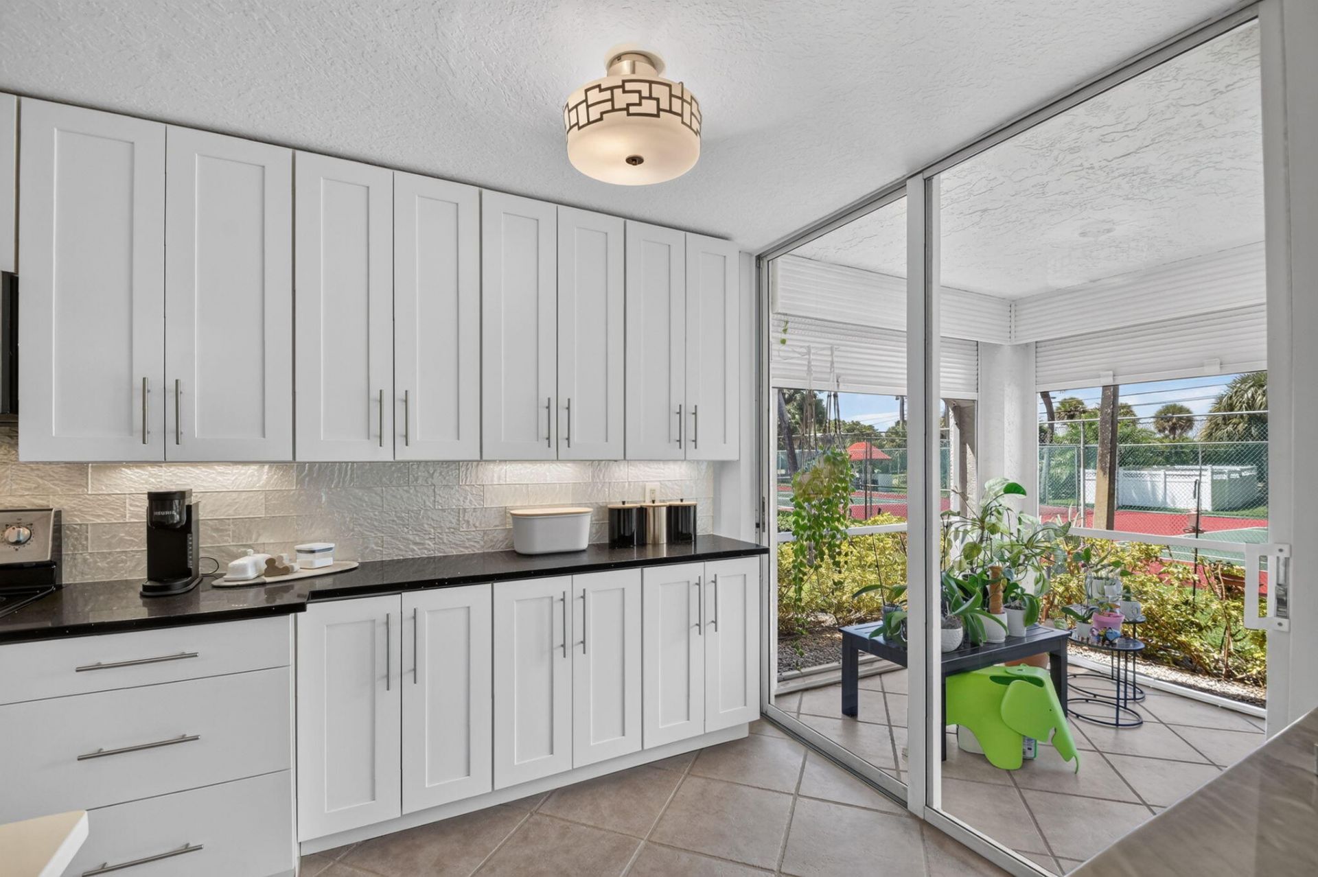 103 Half Moon Circle, Unit C1, Hypoluxo, FL 33462 Photo