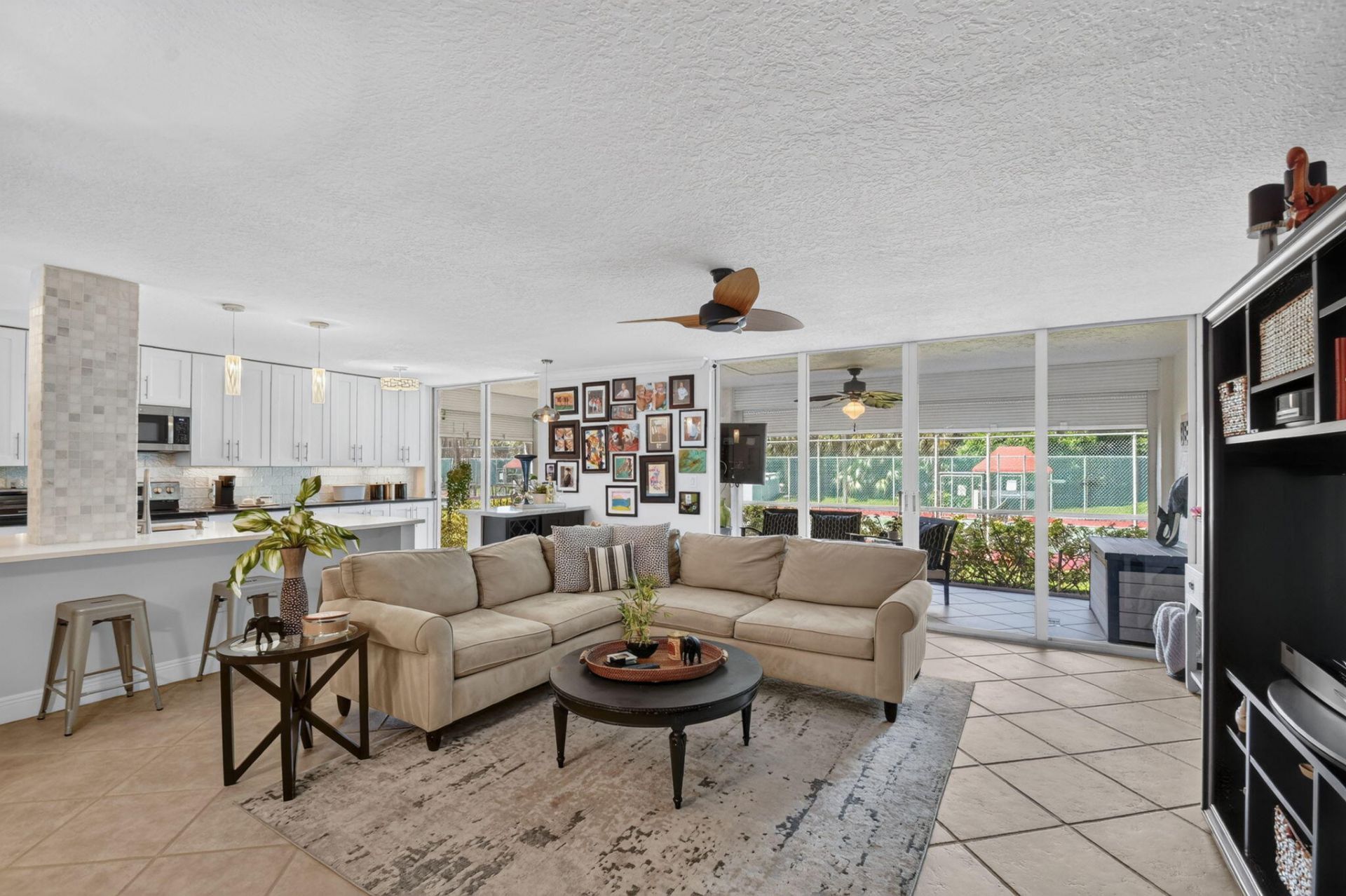 103 Half Moon Circle, Unit C1, Hypoluxo, FL 33462 Photo