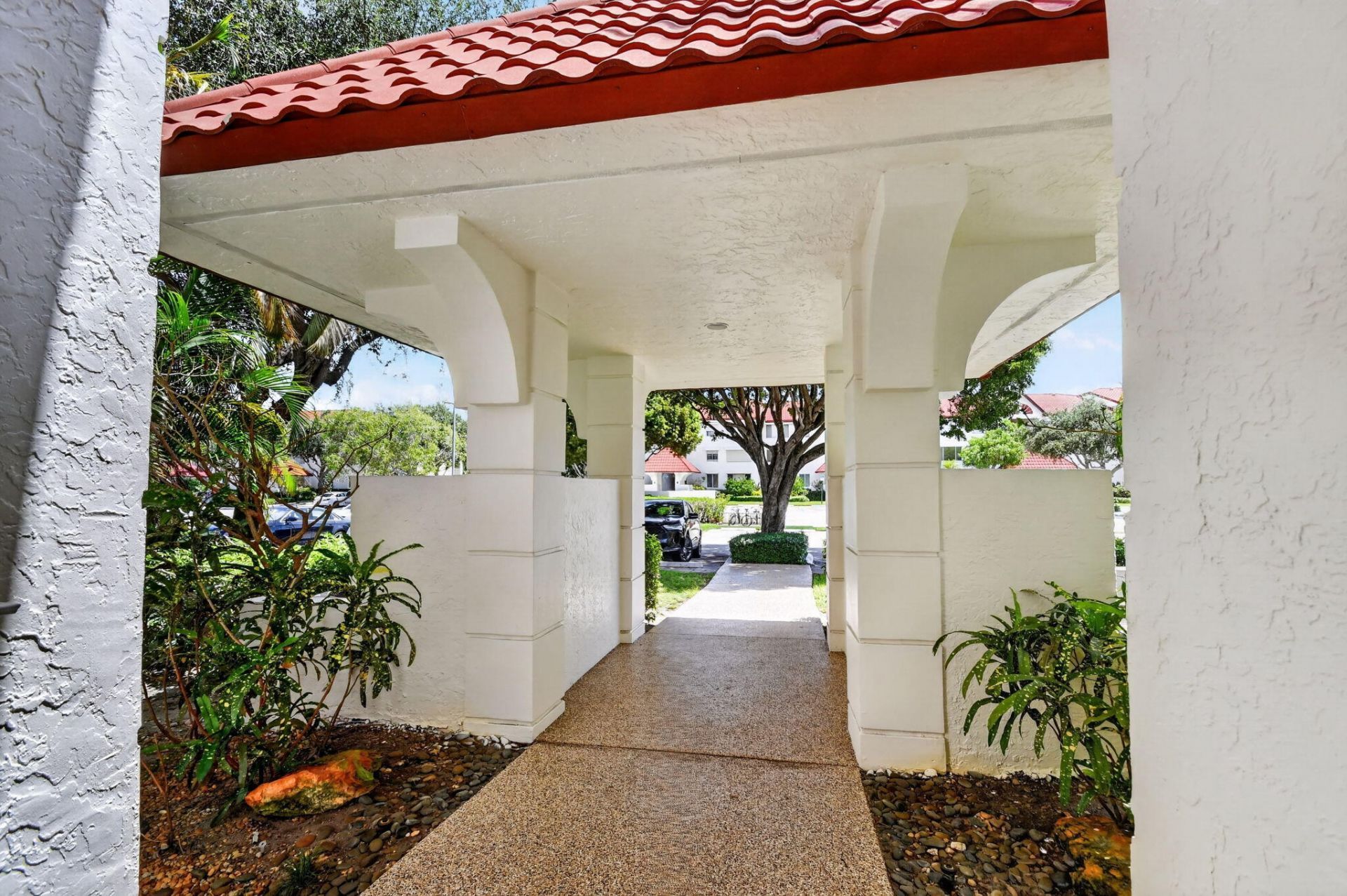 103 Half Moon Circle, Unit C1, Hypoluxo, FL 33462 Photo