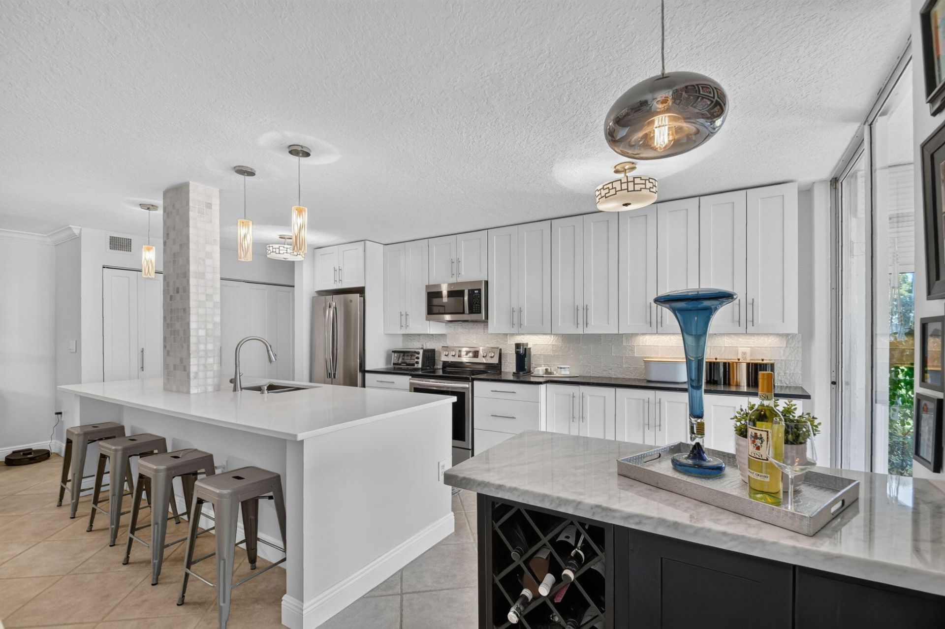 103 Half Moon Circle, Unit C1, Hypoluxo, FL 33462 Photo