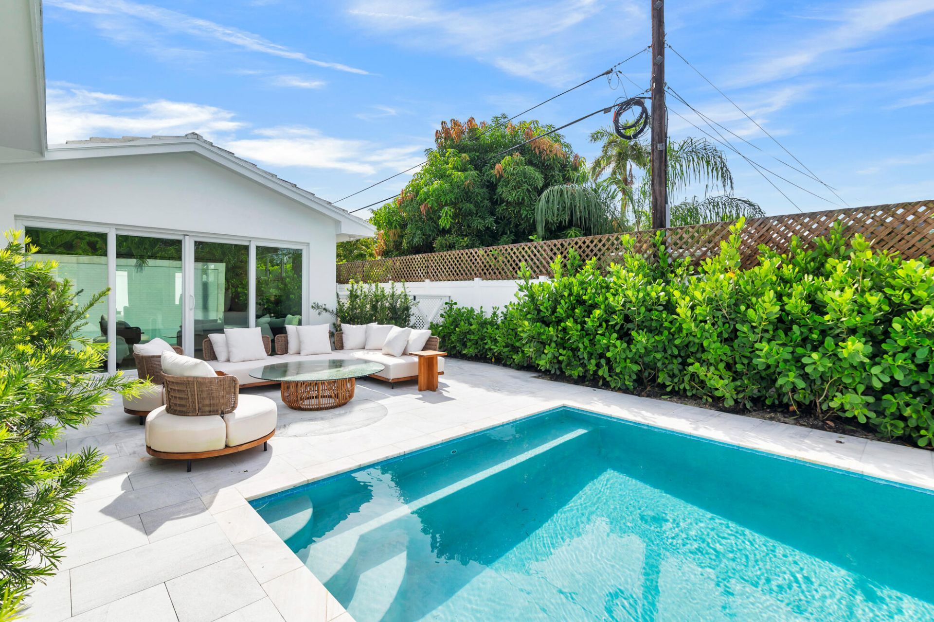 246 Elwa Place, West Palm Beach, FL 33405 Photo
