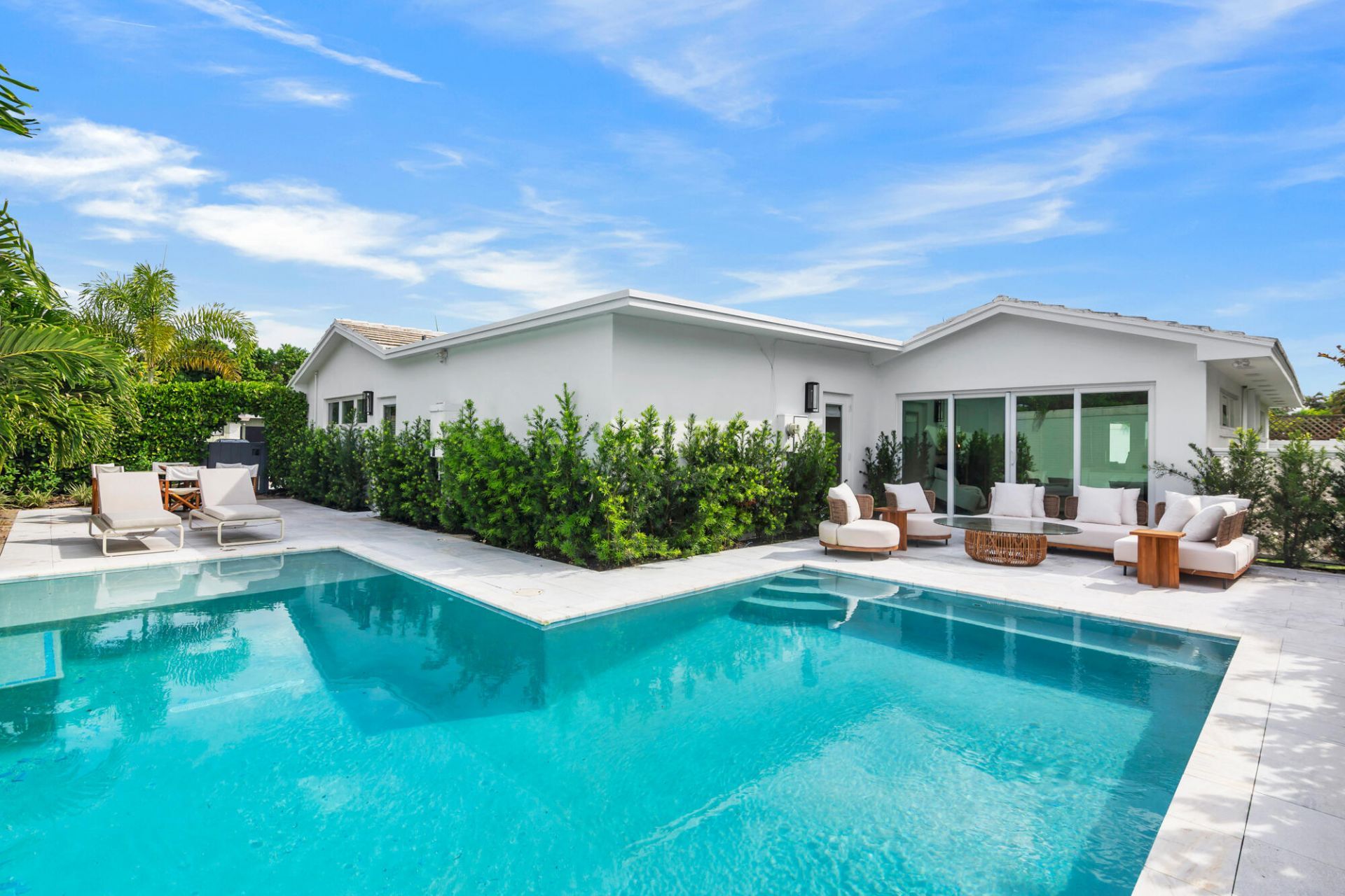 246 Elwa Place, West Palm Beach, FL 33405 Photo