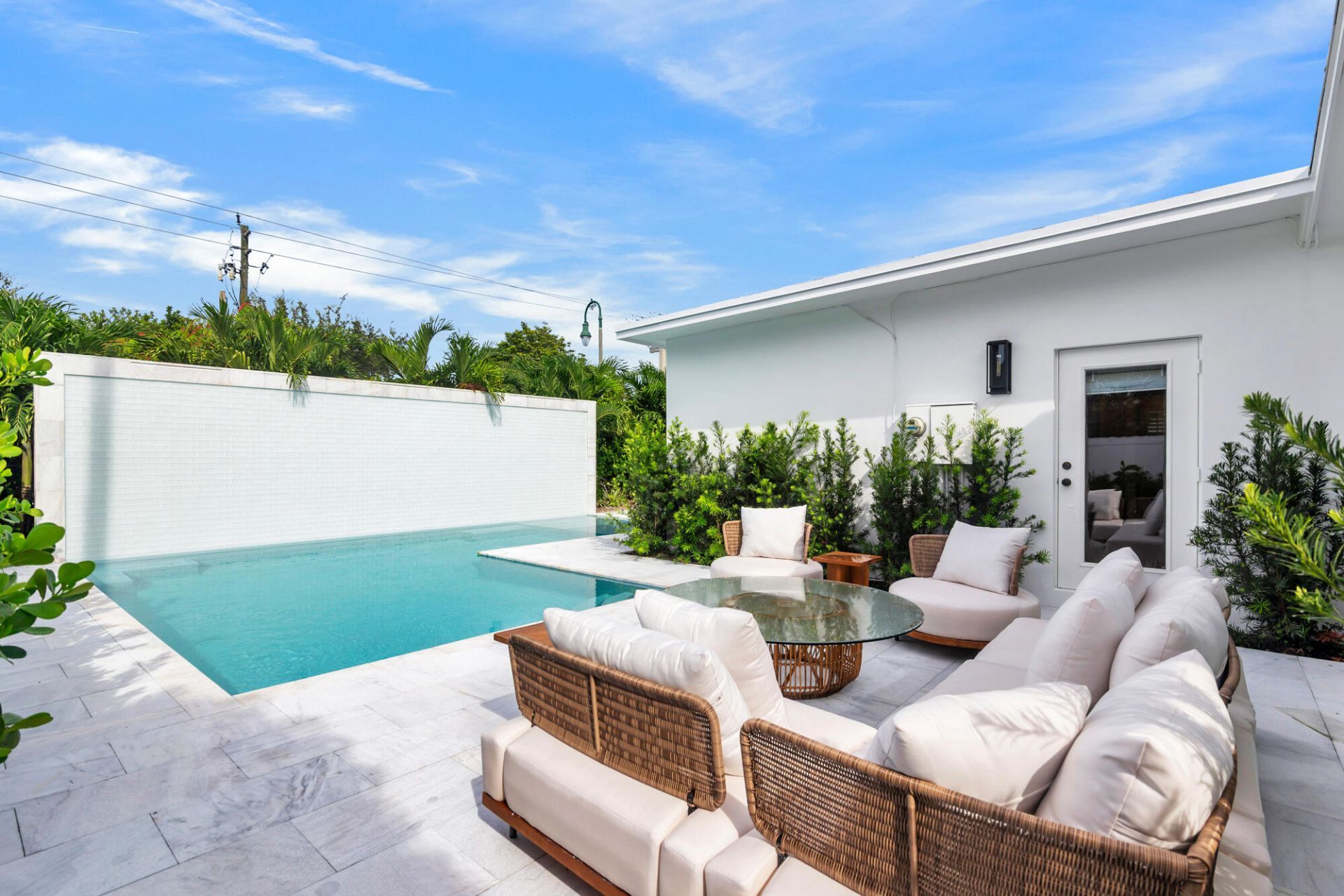 246 Elwa Place, West Palm Beach, FL 33405 Photo
