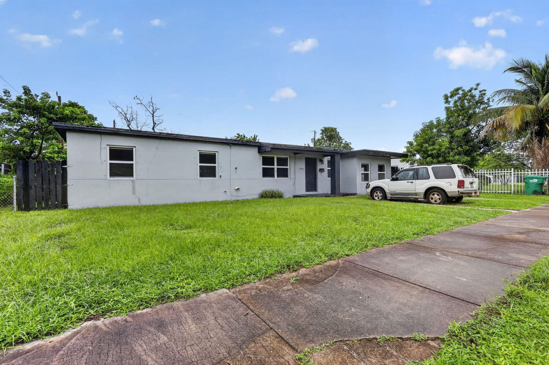 19320 NW 6th Court, Miami Gardens, FL 33169 Photo