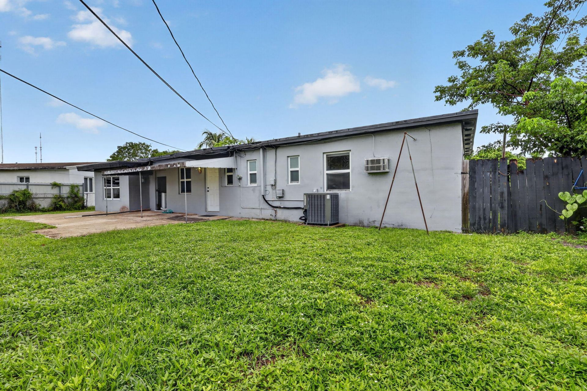 19320 NW 6th Court, Miami Gardens, FL 33169 Photo