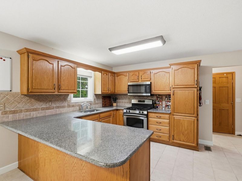 3728 Shalloway Drive, Lima, OH 45806 Photo 16