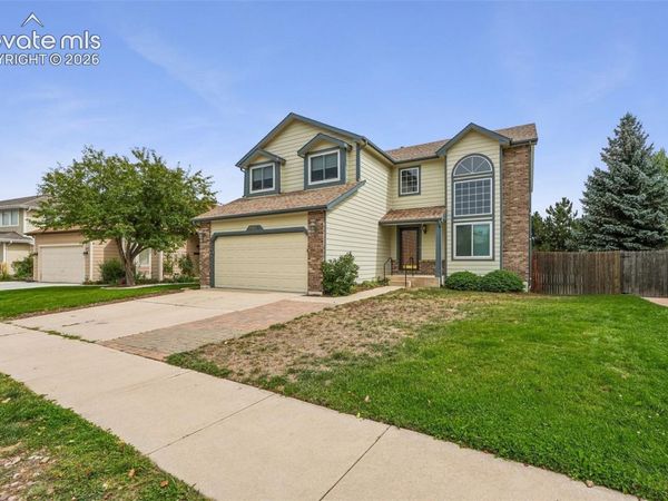 6065 Fescue Drive, Colorado Springs, CO 80923
