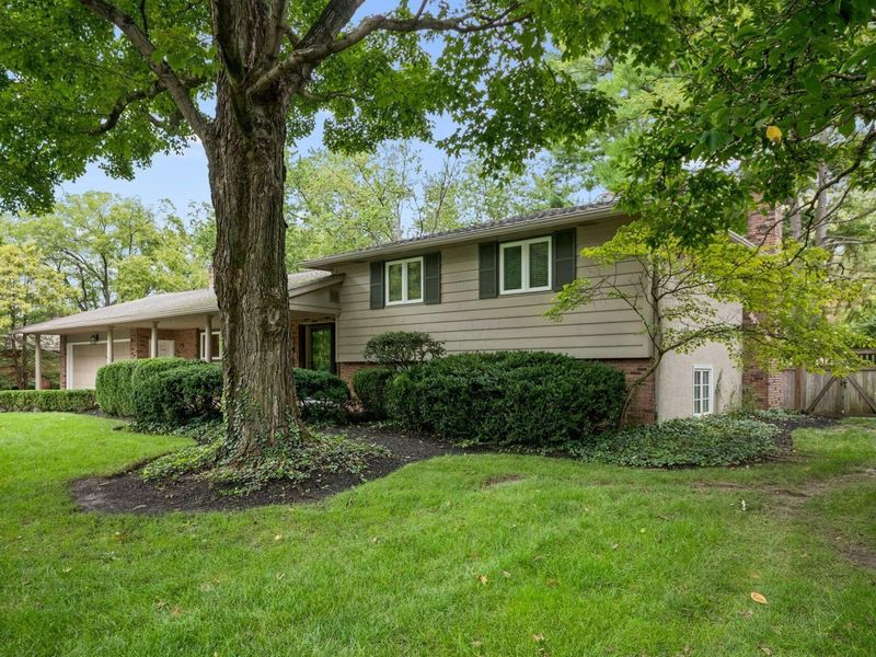 4504 Kipling Road, Columbus, OH 43220 Photo 2