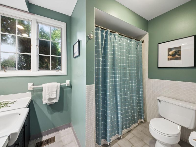 4504 Kipling Road, Columbus, OH 43220 Photo 37