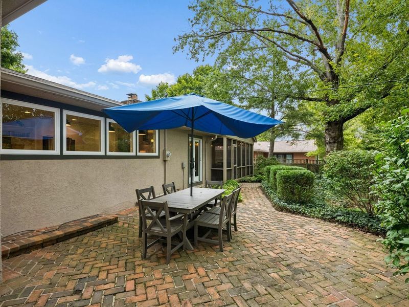 4504 Kipling Road, Columbus, OH 43220 Photo 42