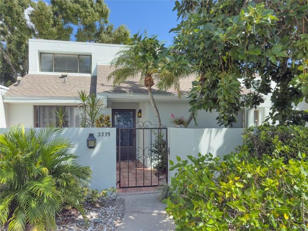 2375 LAKESIDE MEWS , Unit D2, SARASOTA, FL 34235