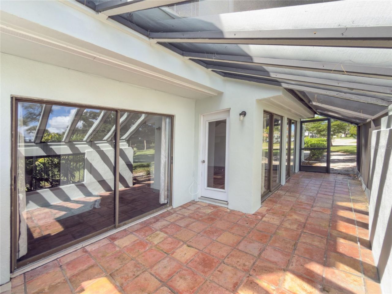 2375 Lakeside Mews, Unit D2, Sarasota, FL 34235 Photo