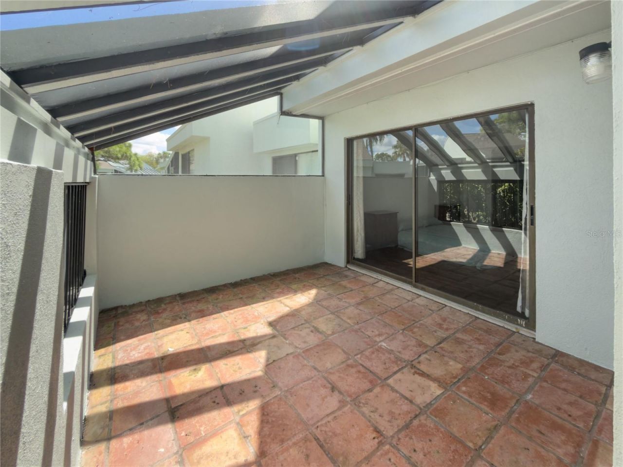 2375 Lakeside Mews, Unit D2, Sarasota, FL 34235 Photo
