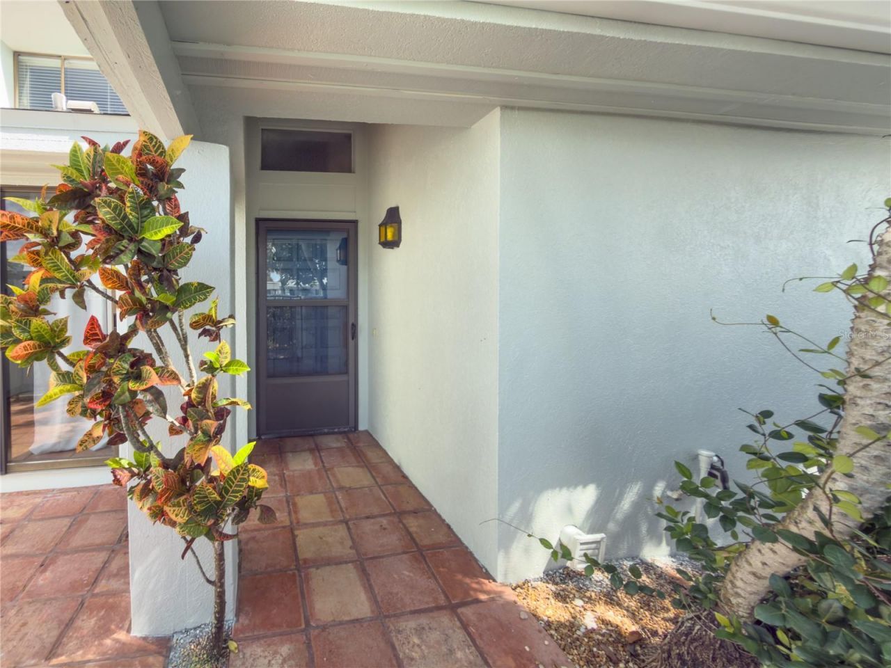 2375 Lakeside Mews, Unit D2, Sarasota, FL 34235 Photo