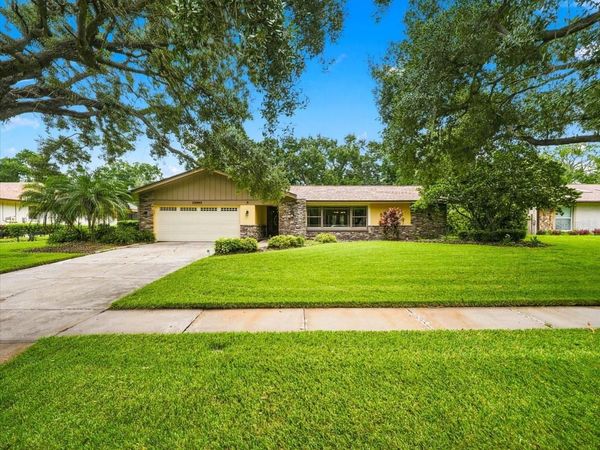 13903 MIDDLE PARK DRIVE , TAMPA, FL 33624