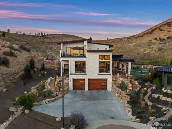 5166 N Corralero, Boise, ID 83702