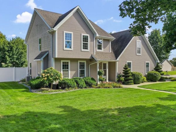 446 CORNELIUS DRIVE, Green Bay, WI 54311