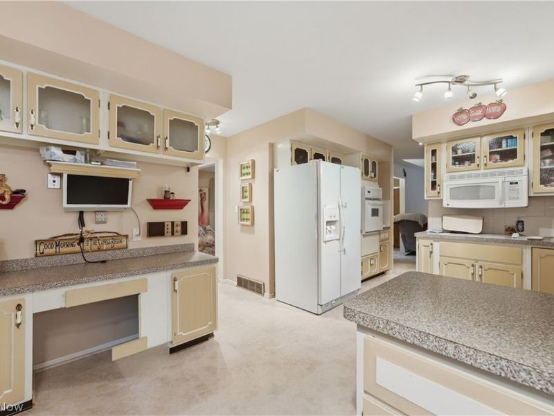 1971 Rosewood Drive , Kent, OH 44240 Photo 11