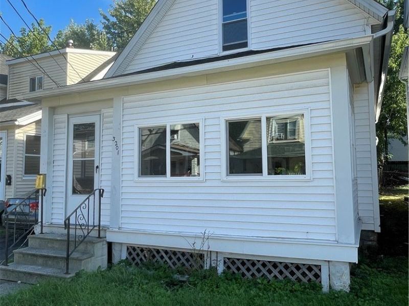 3201 Saratoga Avenue , Cleveland, OH 44109 Photo 5